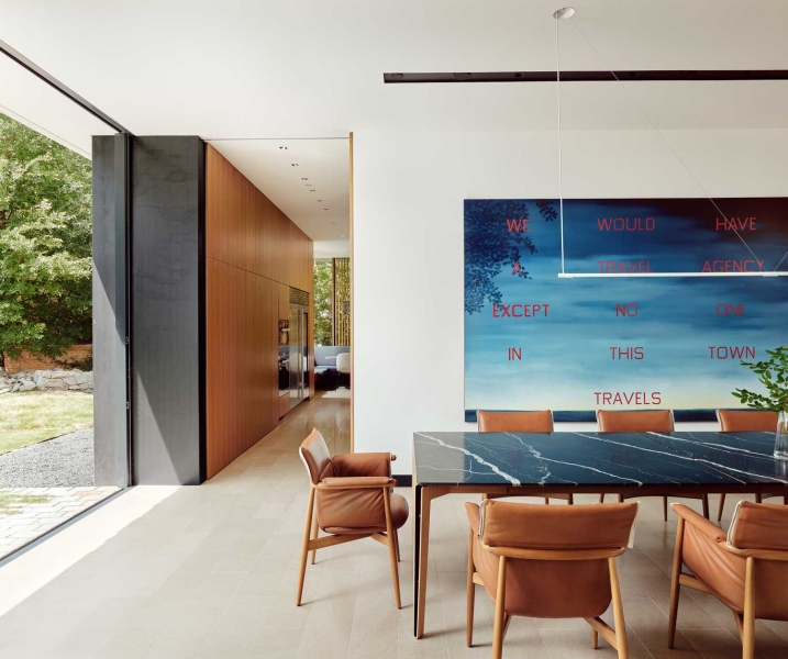 A Modern Home That Makes Space For An Art Gallery