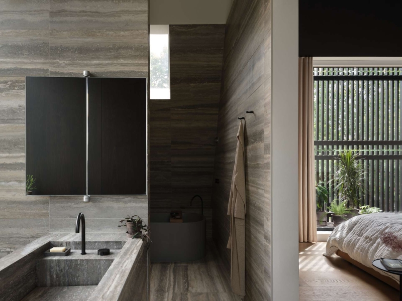Dark Meets Light in This Moody, Skylit Toronto Home