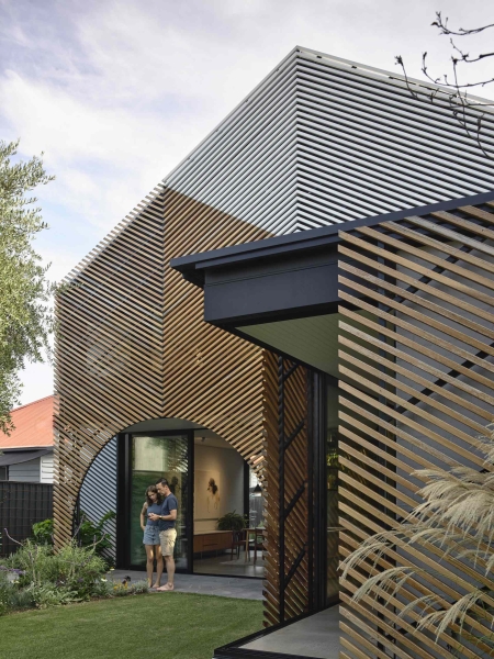 How A Wood Screen Turned This Home Extension Into A Design Showpiece