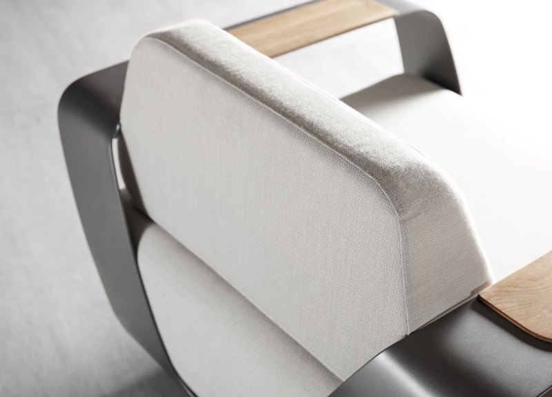 In the realm of interiors, Pininfarina roars just as loud