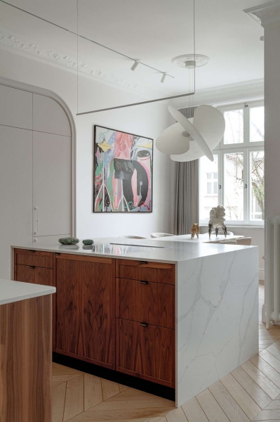 Inside an apartment where art meets soft minimalism