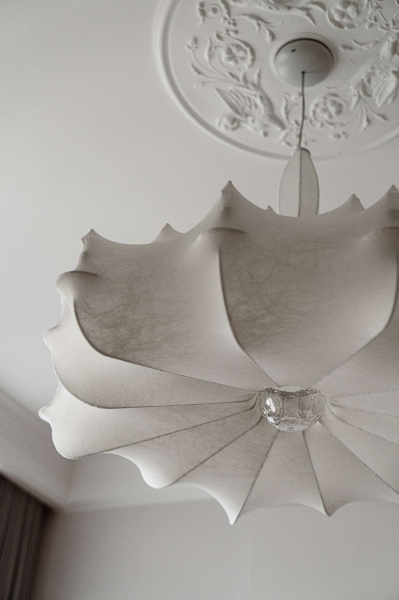 Inside an apartment where art meets soft minimalism