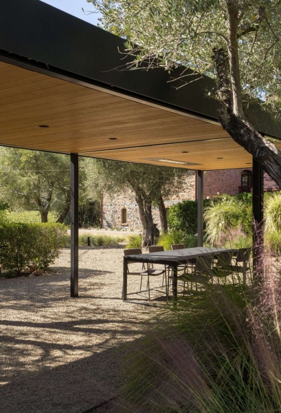 This 1800s Stone Building Became a Sophisticated Wine Tasting Room