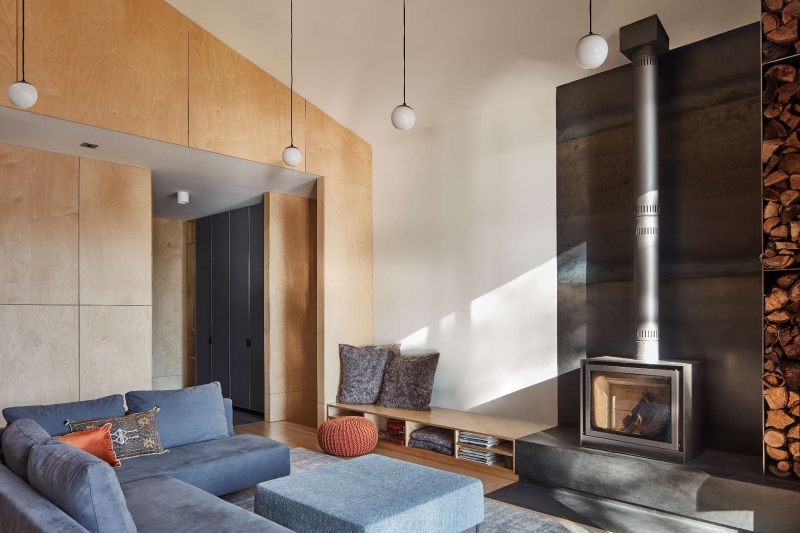 This Cabin Blends So Well With Nature, You Might Miss It
