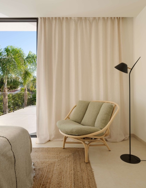 This Home Looks Minimal, But It’s Full of Subtle Emotion