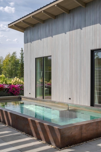 A Modern Farmhouse Full Of Southern Warmth and Mountain Stillness