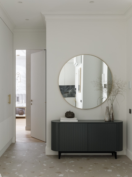A Weekend Apartment That Embodies the Philosophy of Happiness