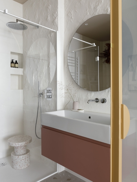 A Weekend Apartment That Embodies the Philosophy of Happiness