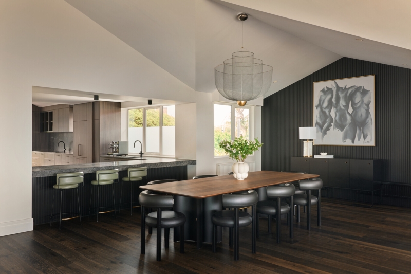 An Art Deco-Inspired Renovation with a Dual-Ended Kitchen Island
