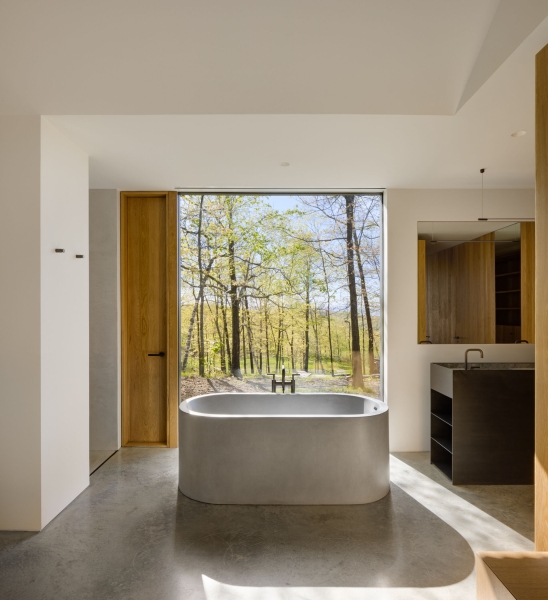 Exploring A House and Barn Where Raw Materials Meet Scenic Views