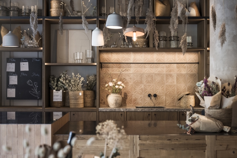 How an Old Barn Became a Craft and Wine Haven