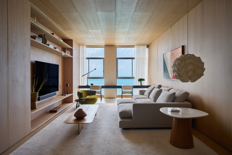 The Horizon Shapes Every Room Inside This Apartment