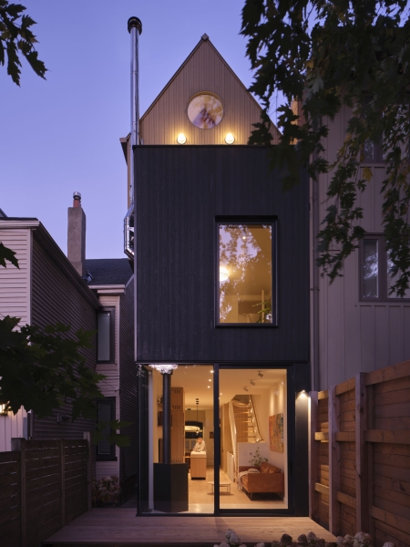 The Stairwell That Changed Everything in This Victorian Home