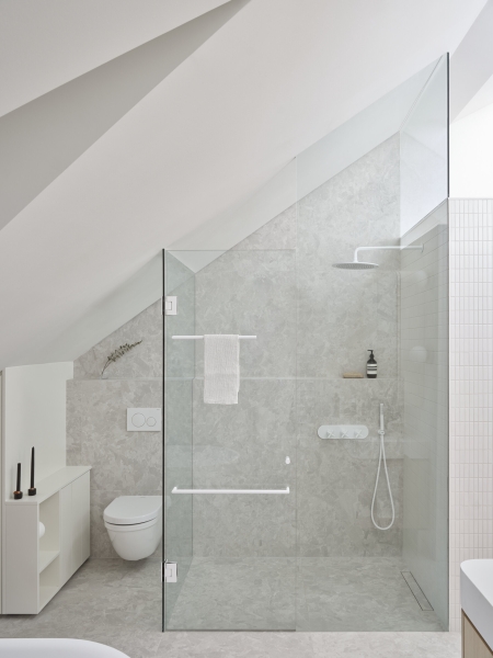 The Stairwell That Changed Everything in This Victorian Home