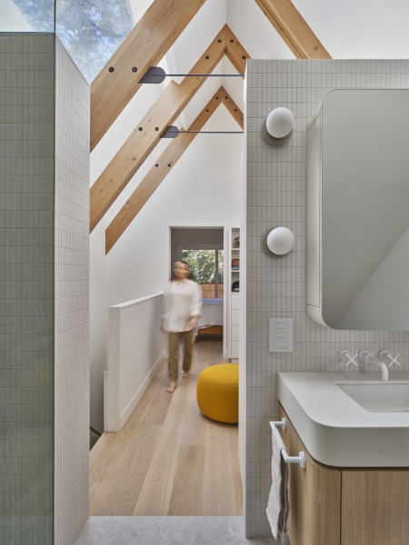 The Stairwell That Changed Everything in This Victorian Home