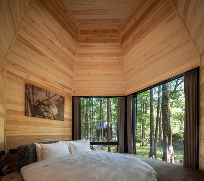 This Chinese Forest Hotel Was Designed to Disappear Into the Trees