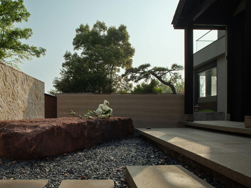 This Quiet Home Is All About Living Slowly and Fully