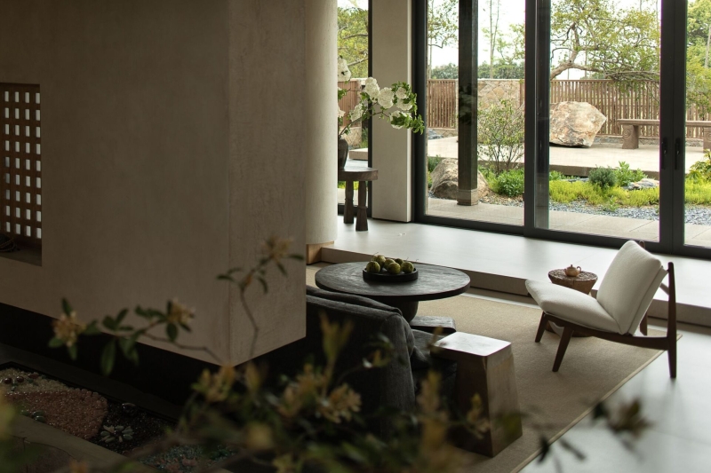 This Quiet Home Is All About Living Slowly and Fully