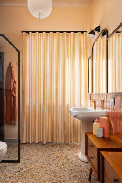 This Renovated 1960s Apartment Balances Vintage Charm and Modern Precision