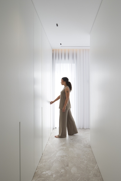 Tucked Behind This Minimalist Home Is a Backyard Oasis