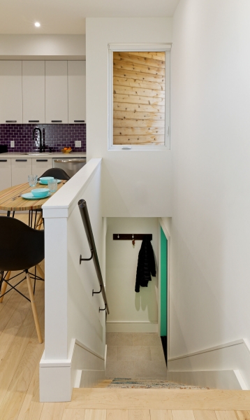 Why This Laneway House Looks Like a Spaceship