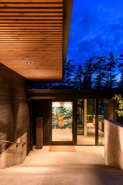 A Look Inside A Home That Feels Like Living in a Forest Sanctuary