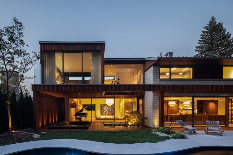 A Mid-Century Modern Home Renovation with Asian and Nordic Influences