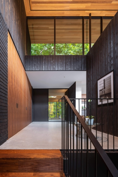 A Mid-Century Modern House Makeover Rooted In Nature