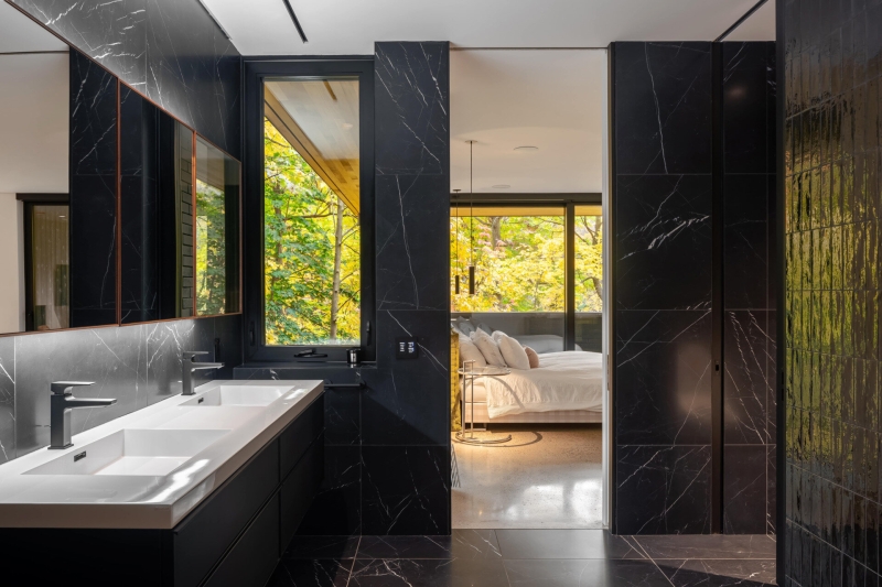 A Mid-Century Modern House Makeover Rooted In Nature