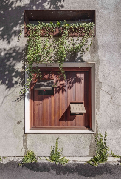 From Old Victorian Shopfront to Sustainable City Home with Solar Panels and Rooftop Garden
