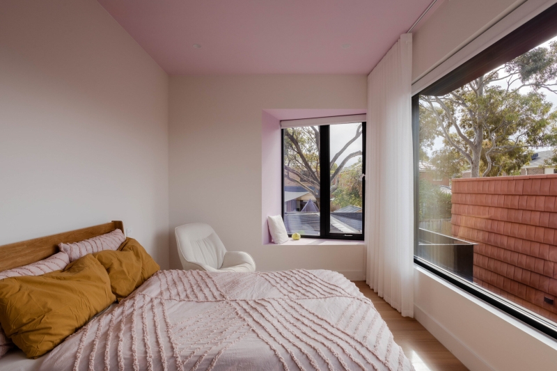 How Terracotta Shingles Bring Earthy Warmth To This Modern Home
