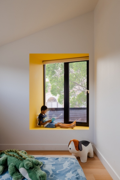 How Terracotta Shingles Bring Earthy Warmth To This Modern Home
