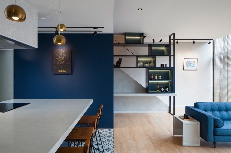 How Two Bold Colors Transformed This Apartment