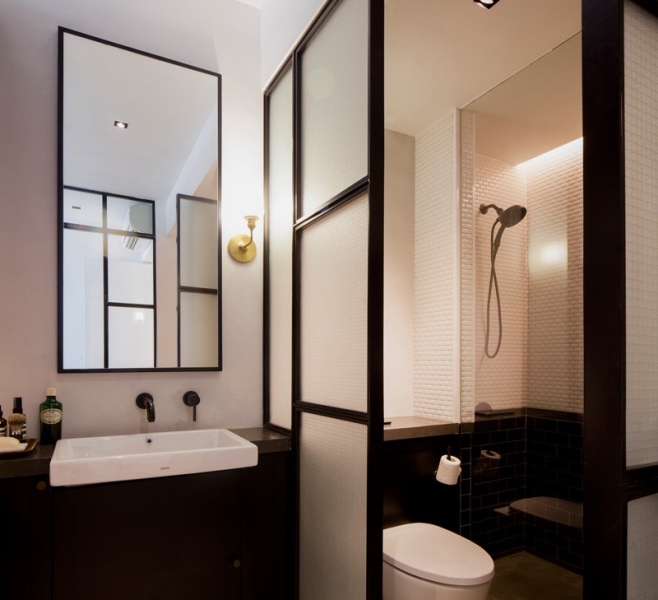 How Two Bold Colors Transformed This Apartment