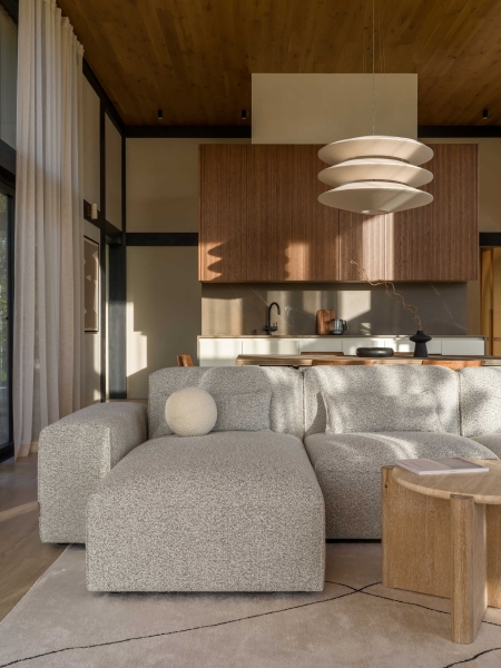 Inside a Japandi-Inspired Home That Balances Nature, Texture, and Light