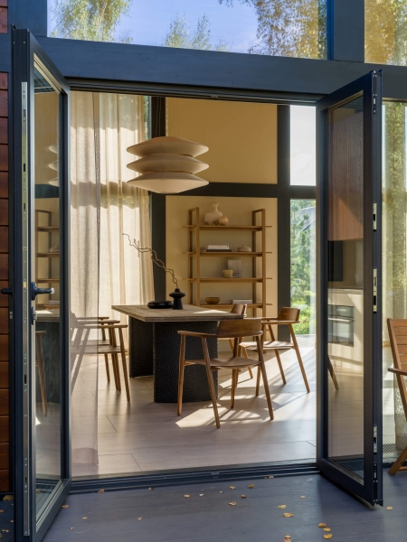 Inside a Japandi-Inspired Home That Balances Nature, Texture, and Light