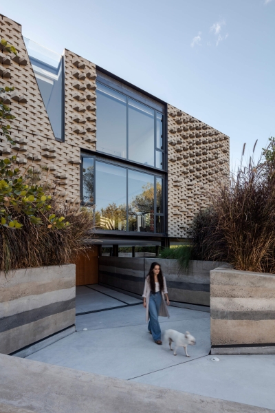 Inside the Home with the Most Unusual Brickwork You’ve Ever Seen