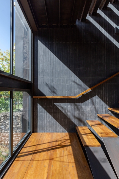 Inside the Home with the Most Unusual Brickwork You’ve Ever Seen