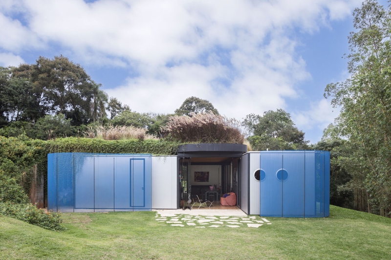 Prefab, But Make It Joyful: Inside a Colorful Modular Escape