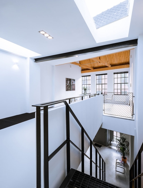 Take a Look Inside This Former Workshop Turned Modern Loft