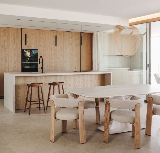 The Clean Crisp Design of This Home Is Pure Zen