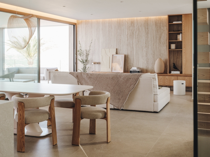 The Clean Crisp Design of This Home Is Pure Zen