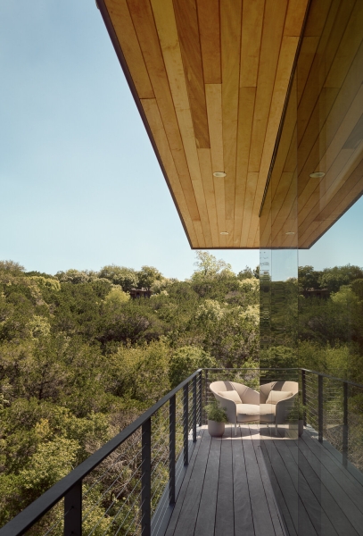 This Elevated Home Proves That Steep Sites Can Be Beautiful Ones