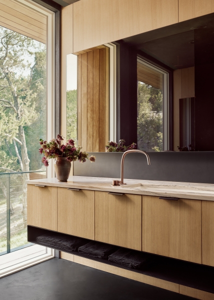 This Elevated Home Proves That Steep Sites Can Be Beautiful Ones
