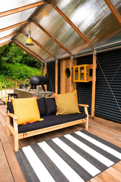 This Elevated Modular Tiny House Is The Woodland Escape You’ve Always Wanted