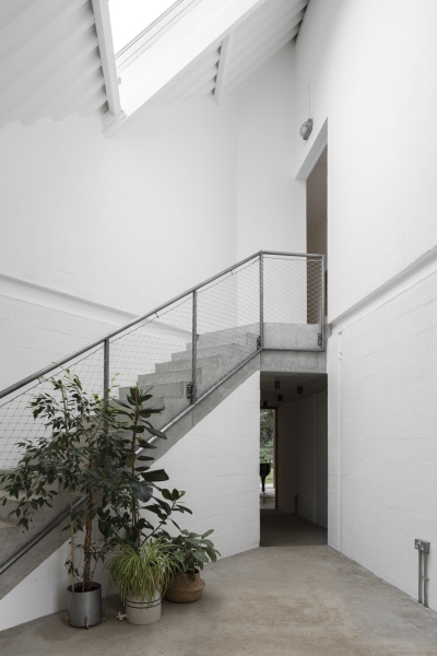 This Home Reimagines Tudor Style With a Modern Twist