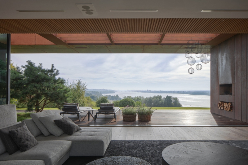 This Home’s Roof Is a Garden, and That’s Just the Beginning