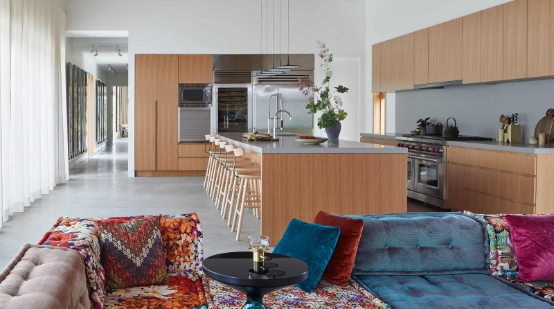This Modern Farmhouse Reimagines the Classic Longhouse Layout