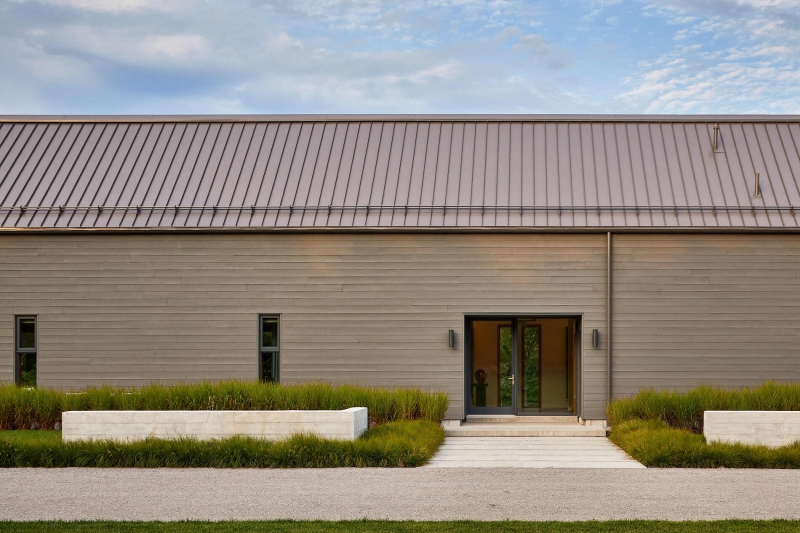 This Modern Farmhouse Reimagines the Classic Longhouse Layout