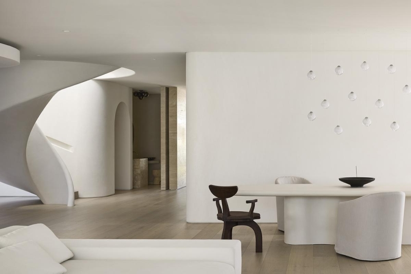 This Sculptural Home Turns Minimalism Into a Statement